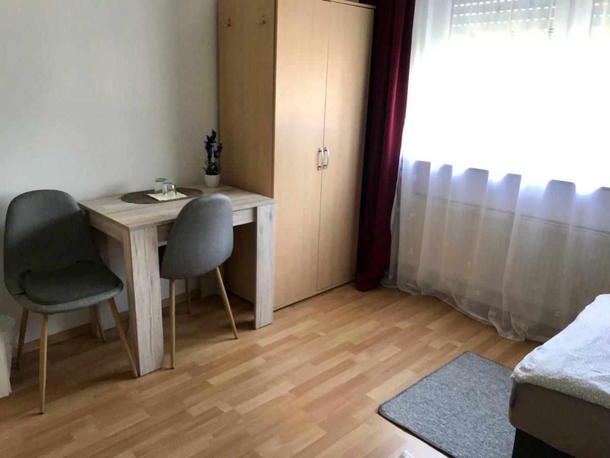 Juna Karlsruhe Kültér fotó